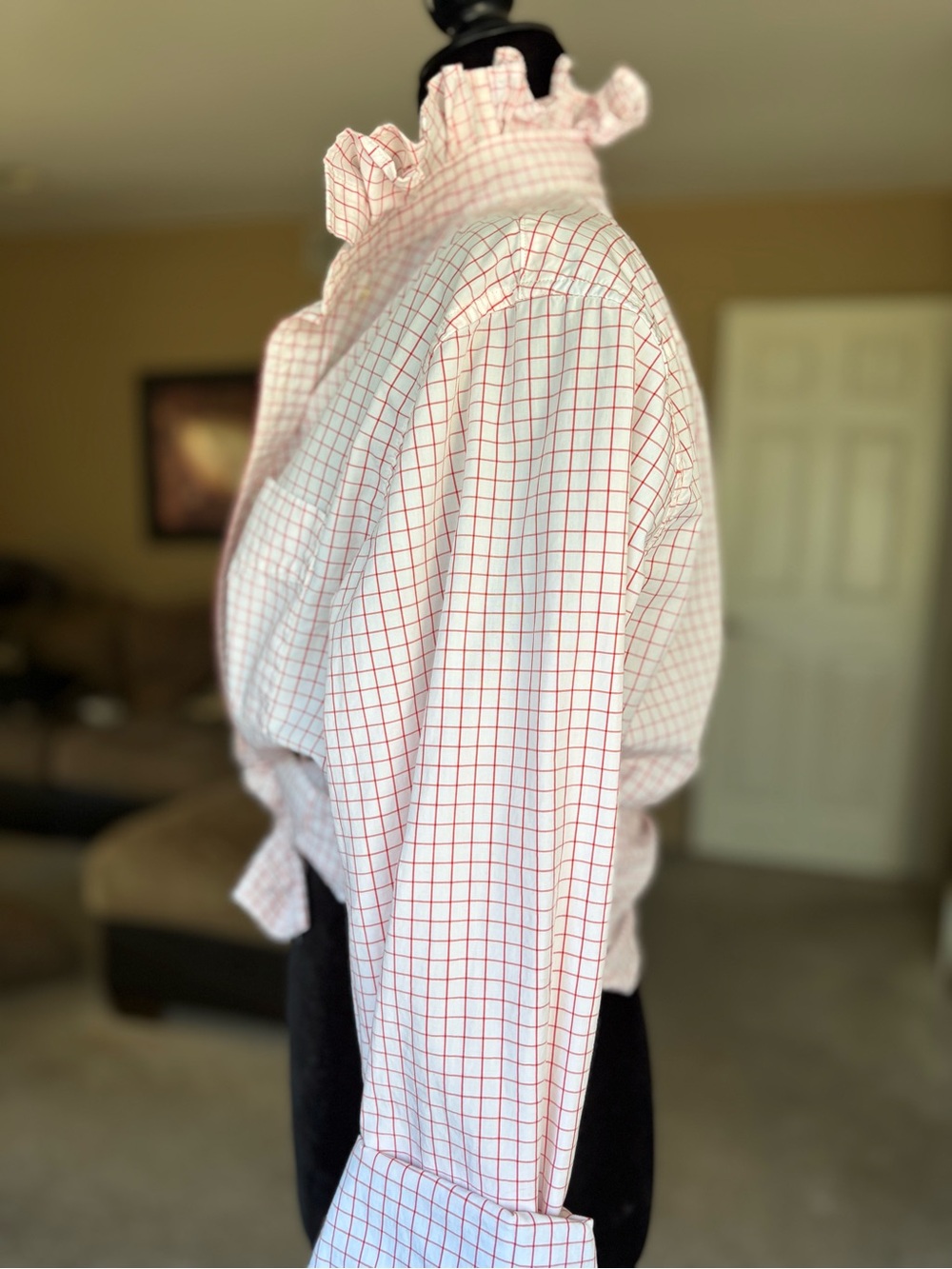 Reworked Men’s White Button-Front Tie Blouse with Red Windowpane Check - Picture 5 of 10